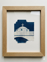 Charger l'image dans la galerie, Cyanotype paysage des Cyclades sur emballage industriel en carton Avec un encadrement en bois