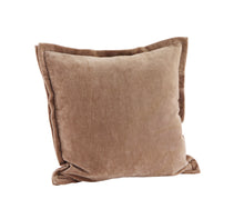 Charger l'image dans la galerie, Coussin velour beige rosé 45X45cm